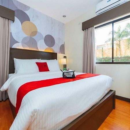Reddoorz Premium @ Sta Rosa Tagaytay Road Hotel Silang Екстериор снимка