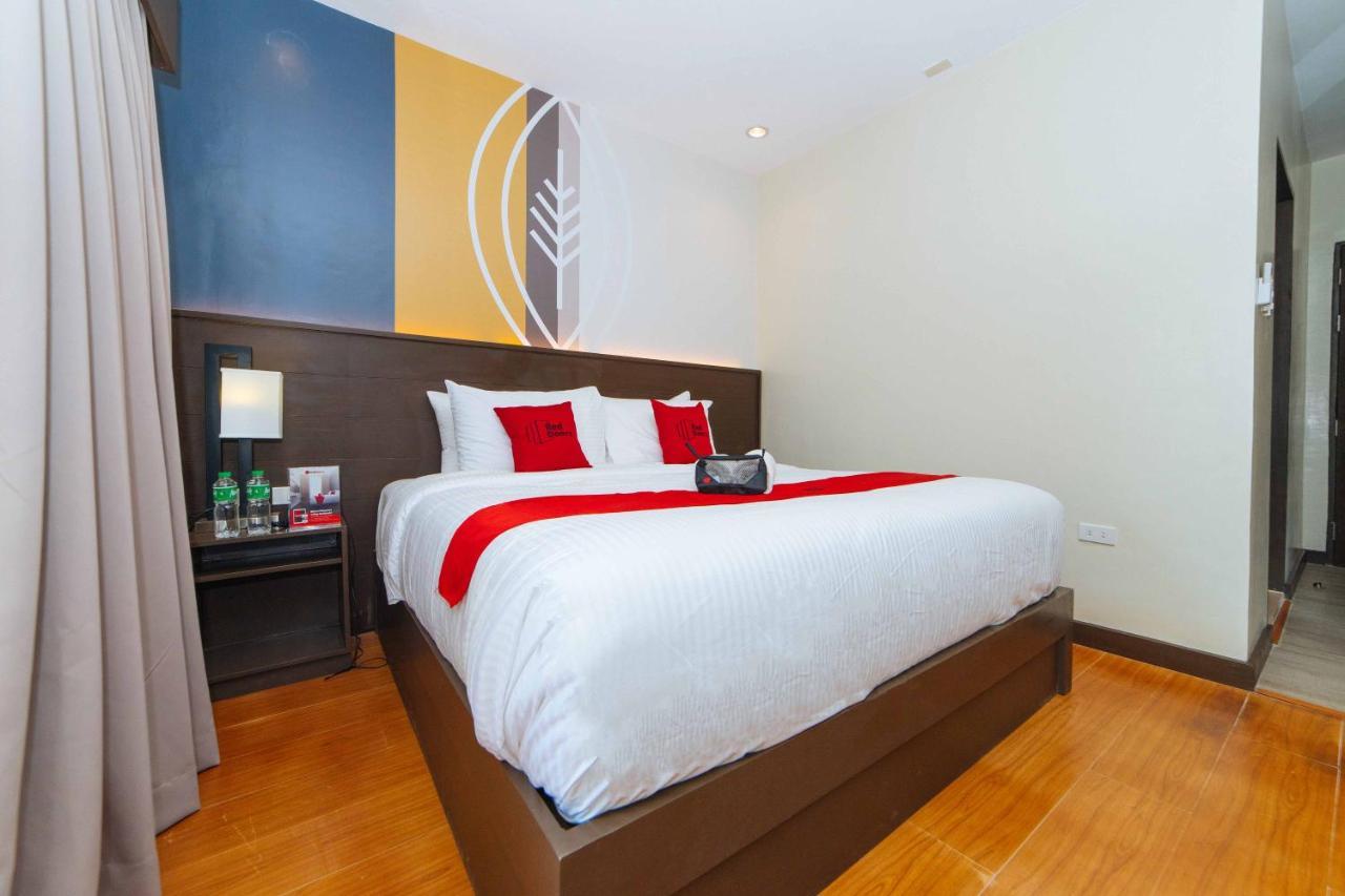 Reddoorz Premium @ Sta Rosa Tagaytay Road Hotel Silang Екстериор снимка