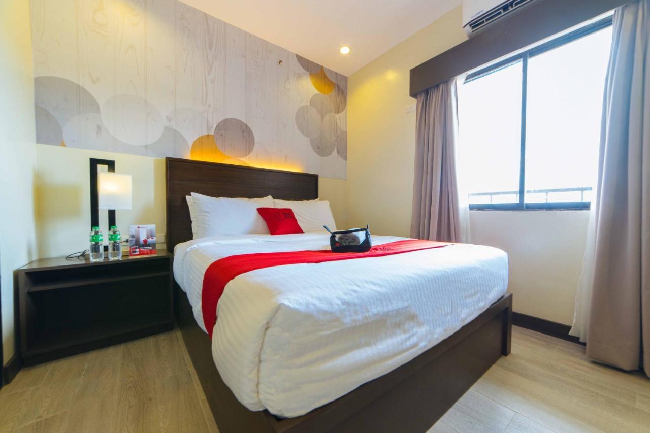 Reddoorz Premium @ Sta Rosa Tagaytay Road Hotel Silang Екстериор снимка