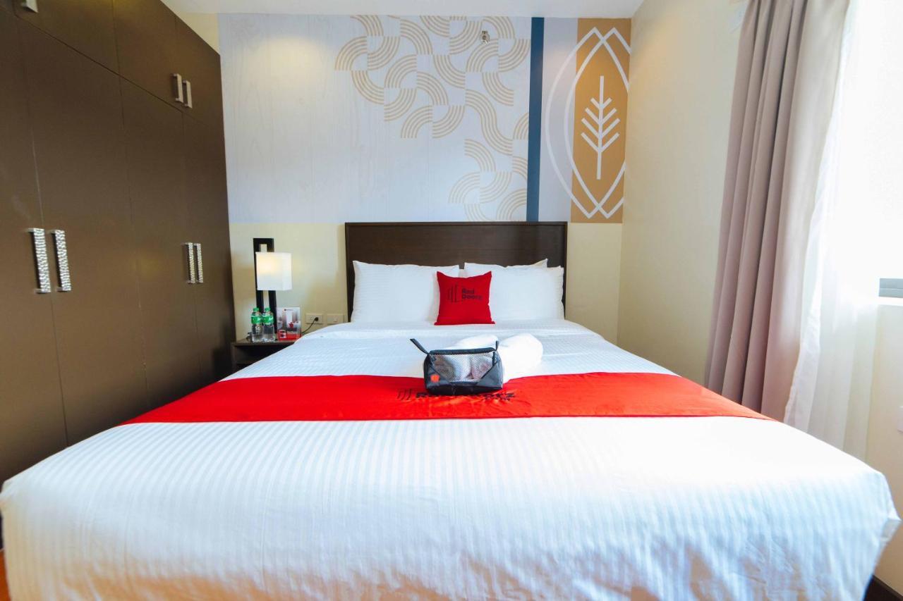 Reddoorz Premium @ Sta Rosa Tagaytay Road Hotel Silang Екстериор снимка