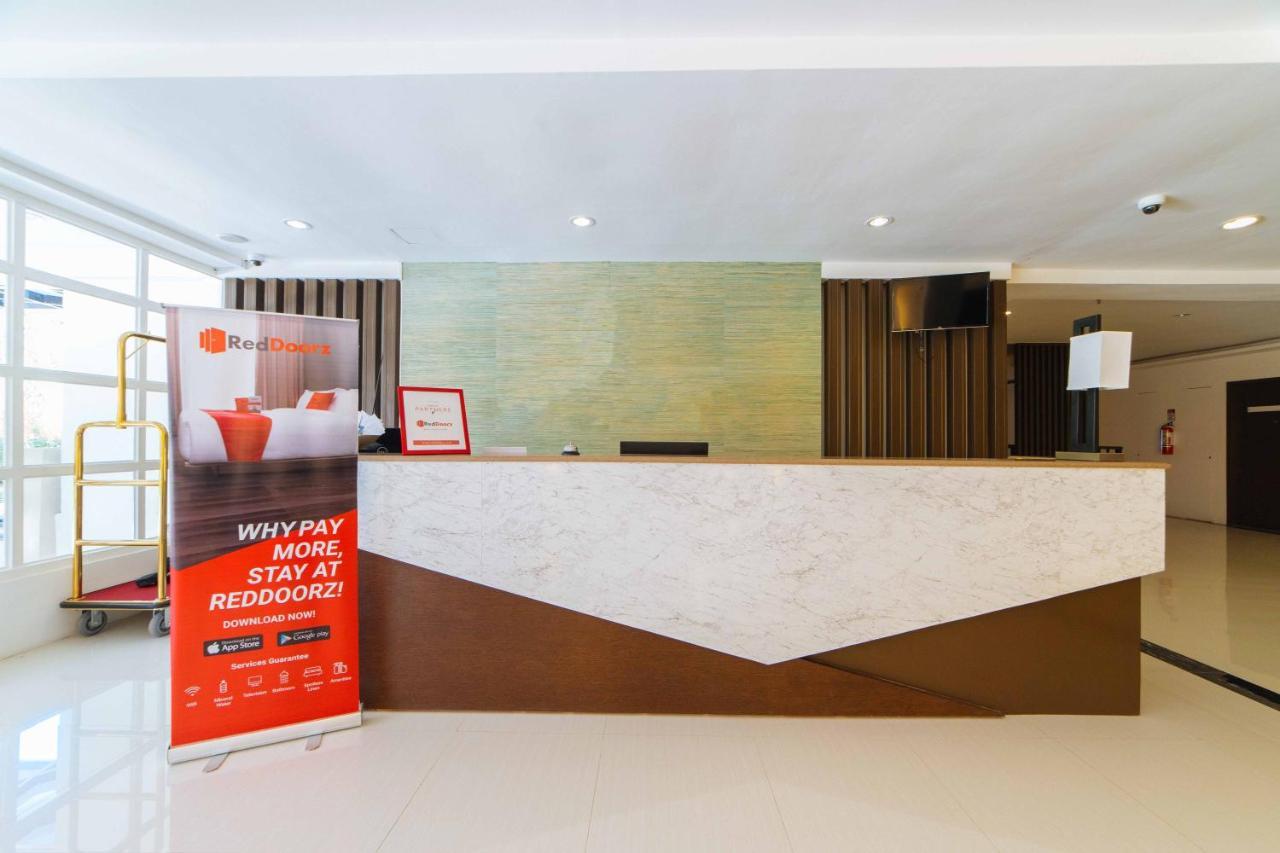 Reddoorz Premium @ Sta Rosa Tagaytay Road Hotel Silang Екстериор снимка