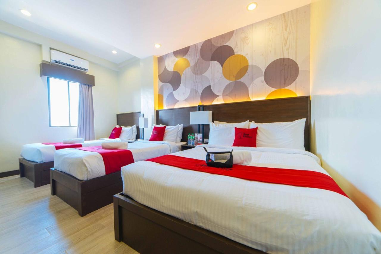 Reddoorz Premium @ Sta Rosa Tagaytay Road Hotel Silang Екстериор снимка
